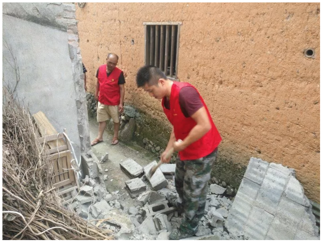 磨盘乡有多少人口_闷白和磨盘有什么区别(2)